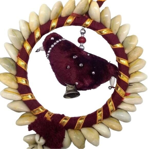 Handmade Puka Shell and Pompom Bird Circle Decorative Wall Hanging Maroon Gold - Picture 2 of 3